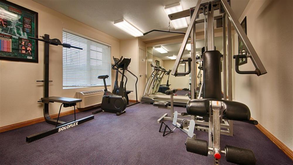 Cloverdale Wine Country Inn & Suites Facilidades foto