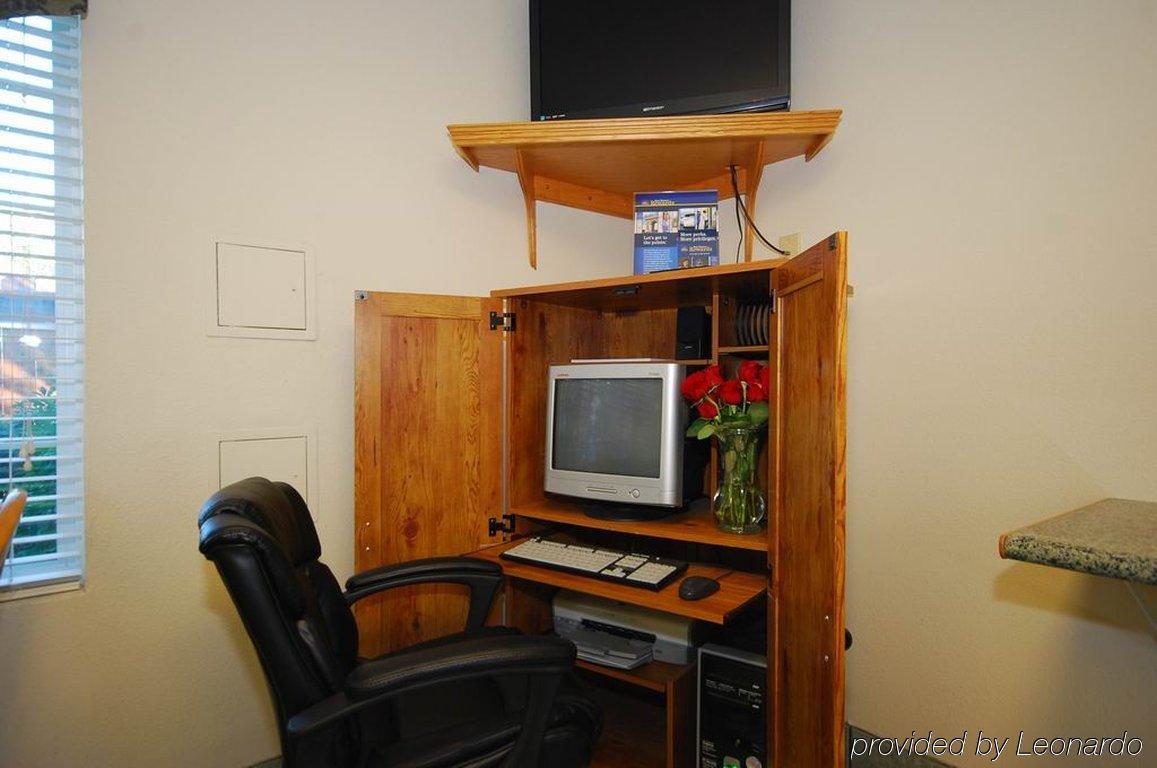 Cloverdale Wine Country Inn & Suites Facilidades foto